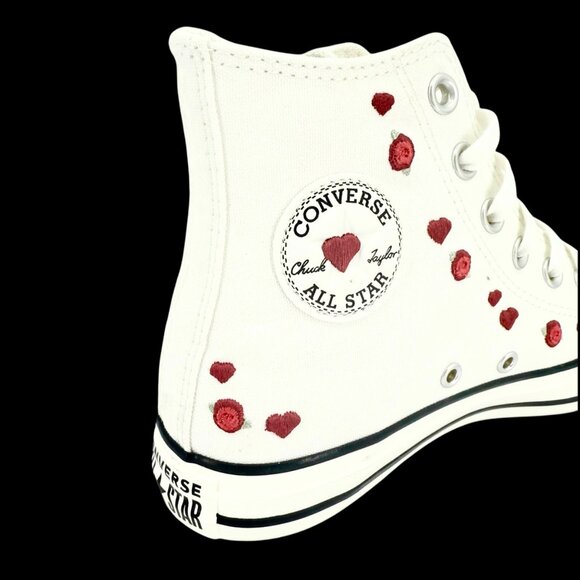 Converse Women's Embroidered White Red Heart/Rose High Top Sneakers Size 6 NWOB - Picture 5 of 11
